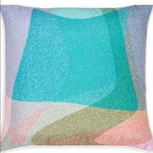 Ren-Wil Simona Outdoor Pillow, 22" × 22"